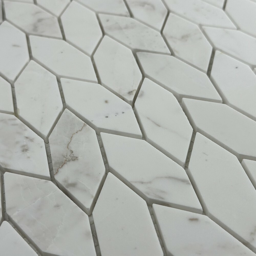 Мозаика TWIST VOLAKAS WHITE POL серия Carpet Series